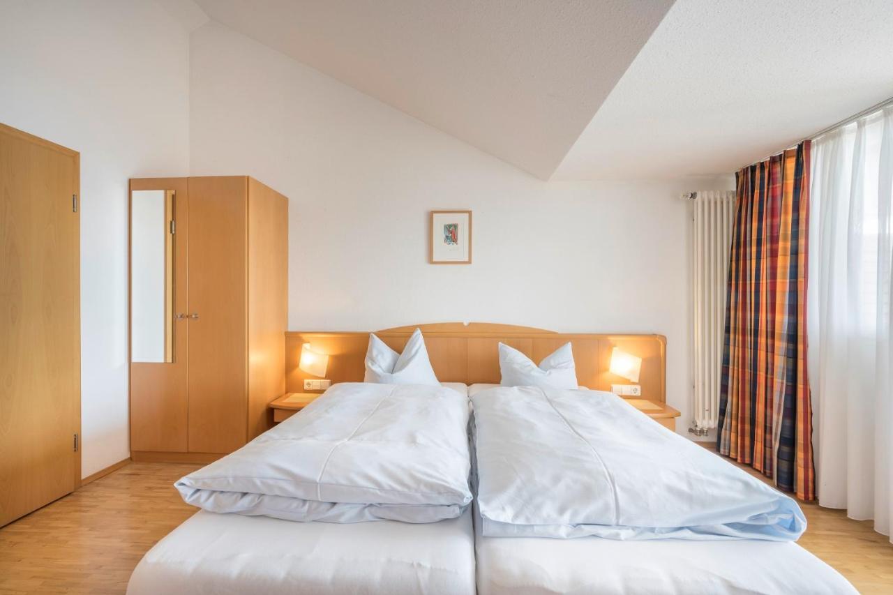 Appartementhotel Roehrenbach 이멘슈타트암보덴지 외부 사진